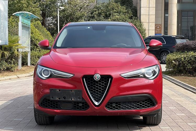 Used Alfa Romeo Stelvio 2017 2.0T 200HP Elite Edition
