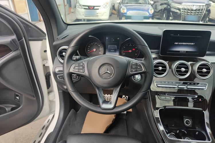 Used Mercedes-Benz GLC 2016 GLC 260 4MATIC Dynamic Edition
