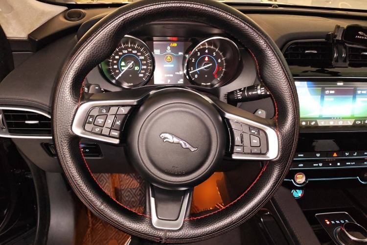 Used Jaguar F-PACE 2020 2.0T Urban Deluxe Edition
