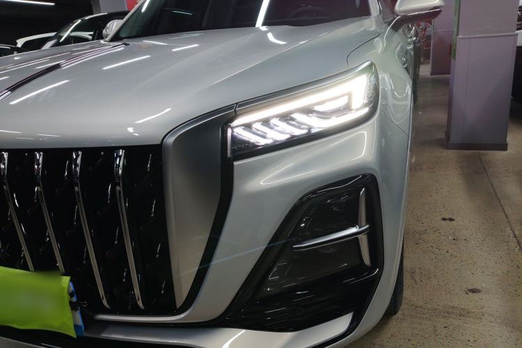 Used Hongqi HS5 2023 2.0T Four-Wheel Drive Flagship Pro Edition
