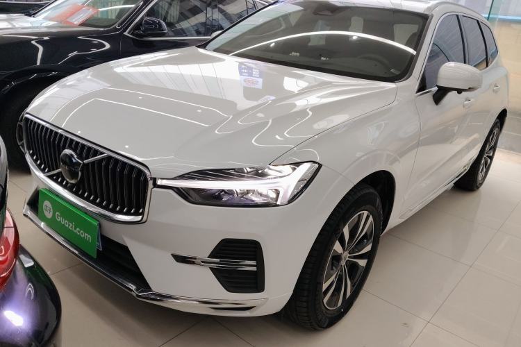 Used Volvo XC60 2024 B5 4x4 Smart Luxury Edition