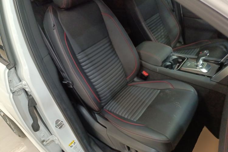 Used Land Rover Discovery Sport 2020 249 PS R-Dynamic Performance Tech Edition 7 Seats
