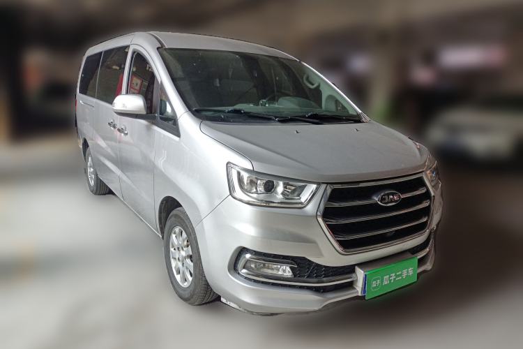 Used  M4 2016 2.0L manual Comfort trim level
