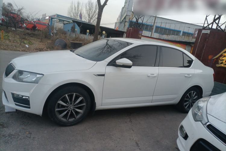 Used Skoda Octavia 2017 1.6L Automatic Chuanxing Edition
