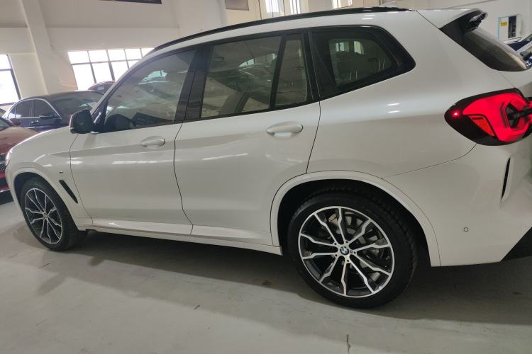Used BMW X3 2023 Restyled xDrive30i Leading Edition M Night Sky Package
