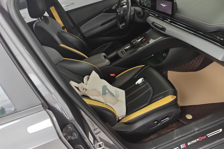 Used GAC Trumpchi EMPOW 2021 270T DCT J16 Version