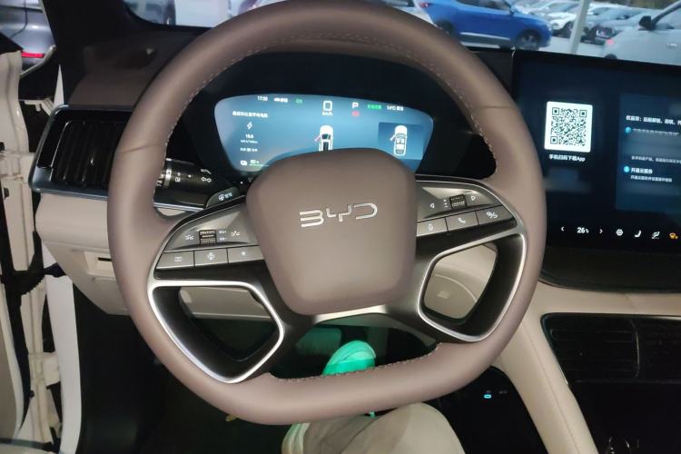 Used BYD Song PLUS New Energy 2025 EV Intelligent Driving Version 520km Premium Model
