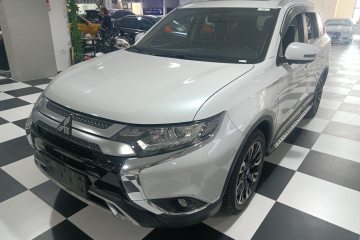 Used Mitsubishi Outlander 2019 2.0L Two-Wheel Drive Comfort Edition 5 Seats China VI Standard