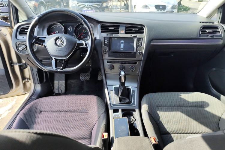 Used Volkswagen Golf 2016 230TSI Automatic Comfort Version