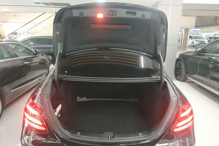 Used Mercedes-Benz E-Class 2019 E 200 L Sport Edition
