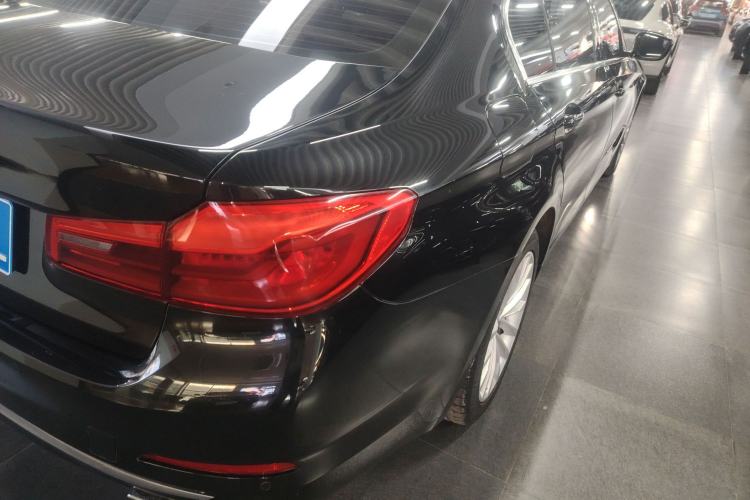 Used BMW 5 Series 2018 525Li Luxury Package
