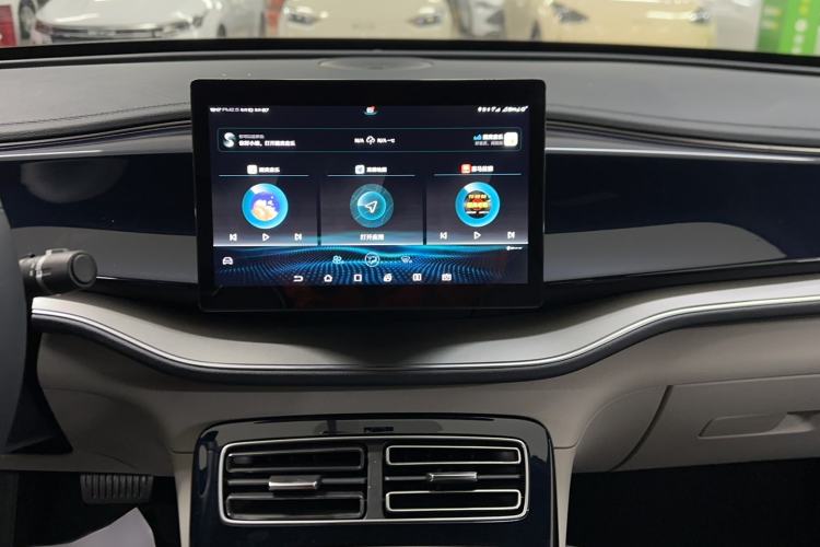 Used BYD Qin PLUS 2021 EV 400KM Luxury Model
