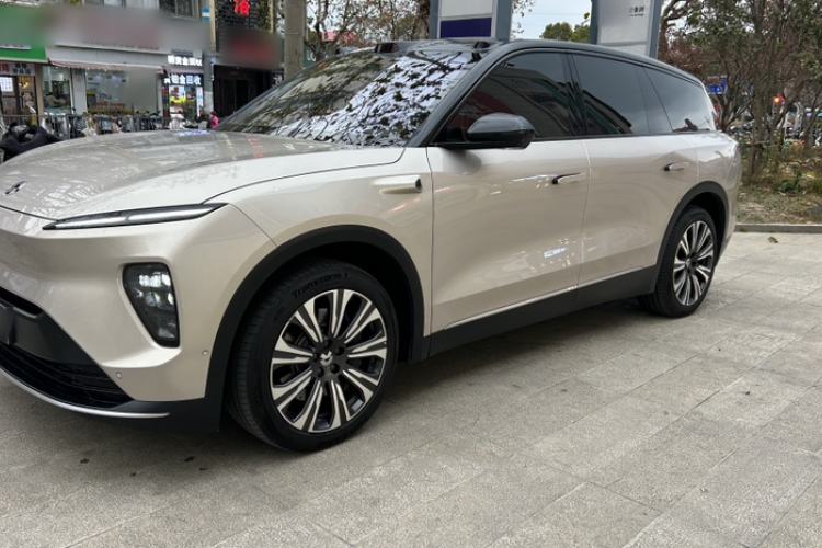 Used Nio ES8 2023 75 kWh Executive Edition
