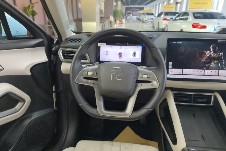 Used BYD Yuan UP 2025 Intelligent Driving Version 401 km Leading Edition
