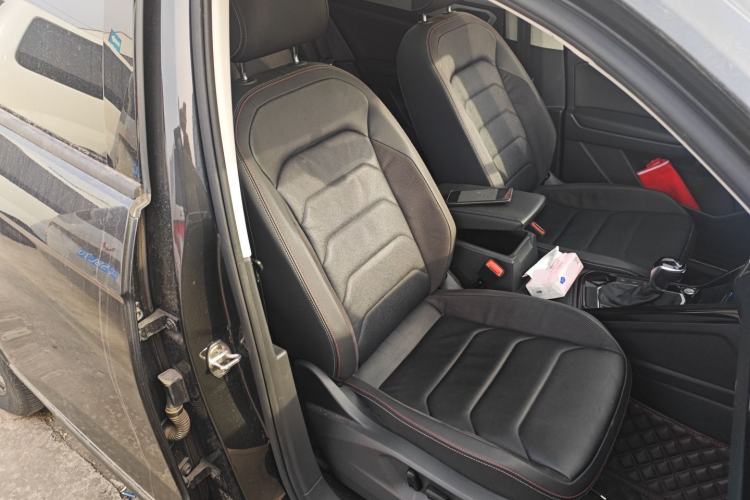 Used Volkswagen Tayron 2022 330TSI Two-Wheel Drive Luxury Smart Connectivity Version
