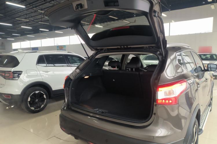 Used Nissan Qashqai 2017 2.0L CVT Smart Enjoyment Version China V Standard