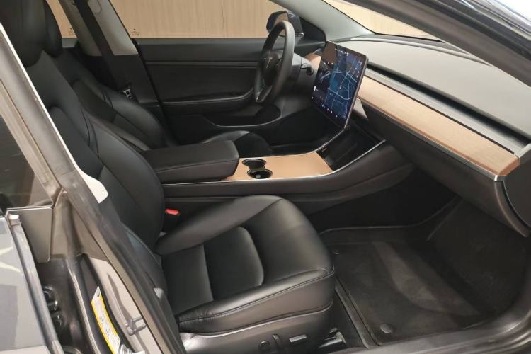 Used Tesla Model 3 2019 Standard Range Rear-Drive Upgraded Version
