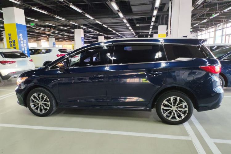 Used BYD Song MAX 2019 1.5T Automatic Smart Connect Ruiyi Sunroof Version 6 Seats China VI Standard
