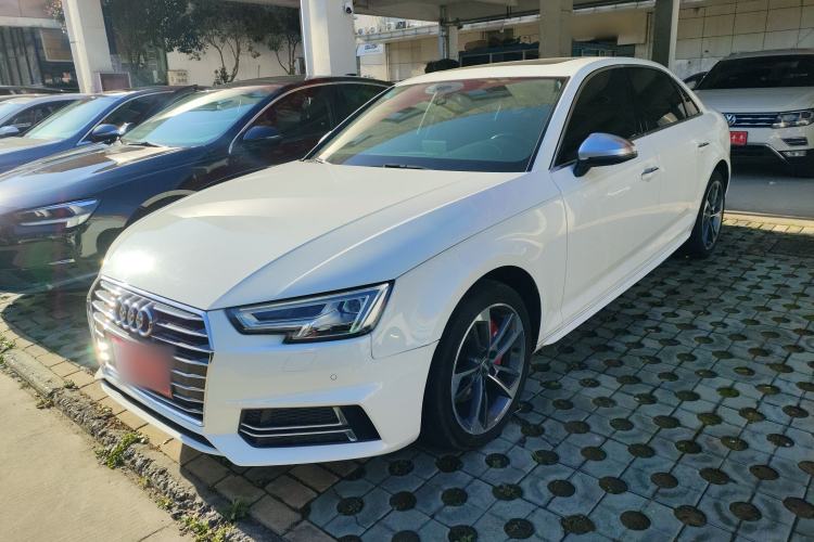 Used Audi A4L 2019 40 TFSI Ambition China VI