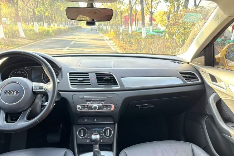 Used Audi Q3 2016 30 TFSI Fashion Model
