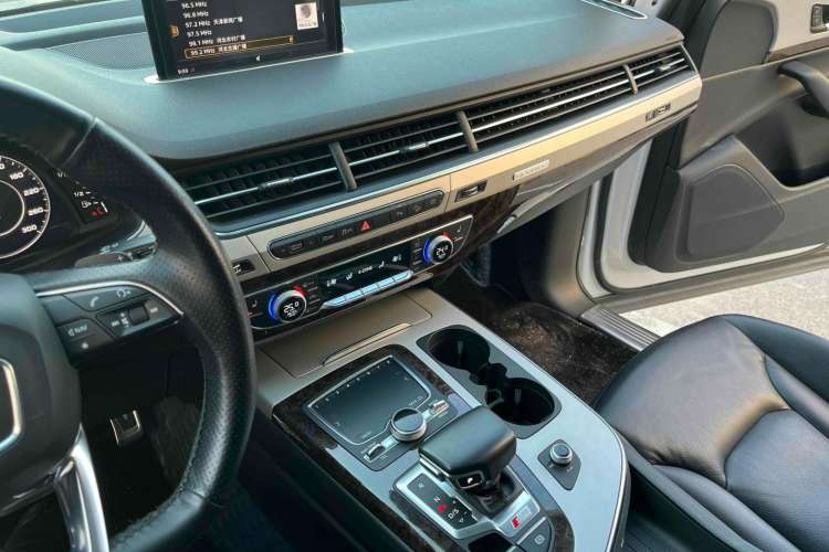 Used Audi Q7 2018 45 TFSI S line Sport Edition
