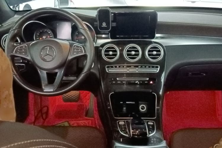 Used Mercedes-Benz GLC 2018 Facelifted GLC 260 4MATIC Dynamic Edition
