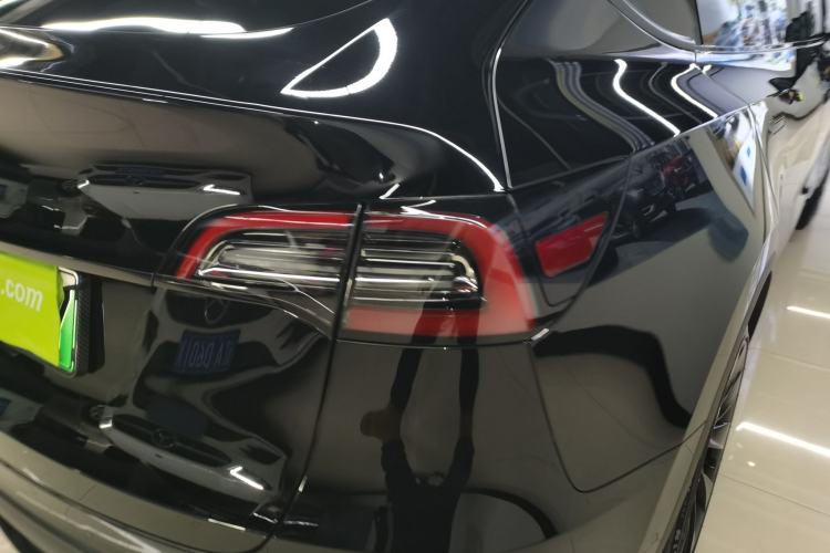 Used Tesla Model Y 2023 Rear-Wheel-Drive Version