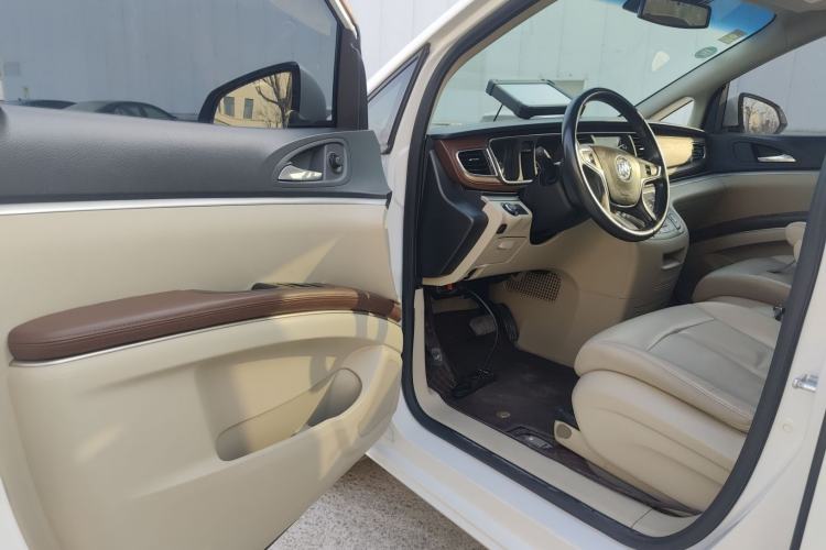Used Buick GL8 2018 28T Luxury Model China VI Standard