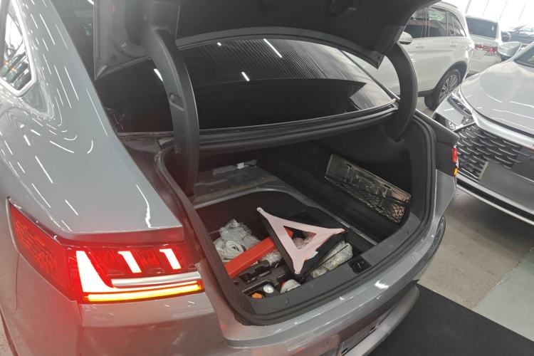 Used BYD Han 2020 EV Long-Range Luxury Model
