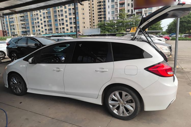 Used Honda Jade 2017 1.8L automatic Comfort version 5 seats
