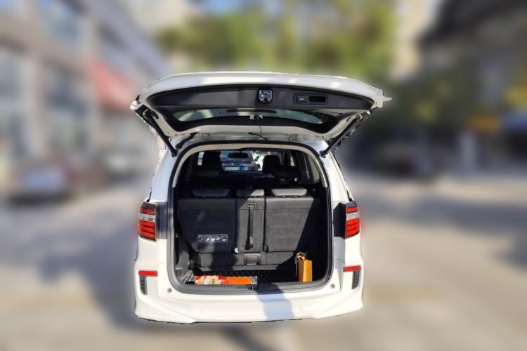 Used Honda Elysion 2016 2.4L Luxury Edition
