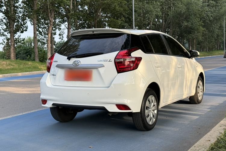 Used Toyota YARiS L 2019 1.5E CVT Dynamic Edition China VI compliant
