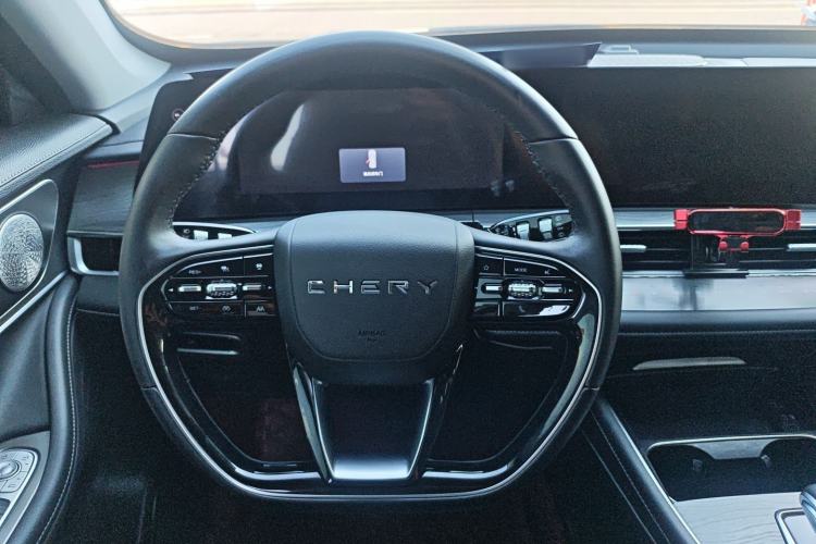 Used Chery Tiggo 8 PRO 2024 Champion Edition 290T Two-Wheel Drive Shining Version 5 Seats
