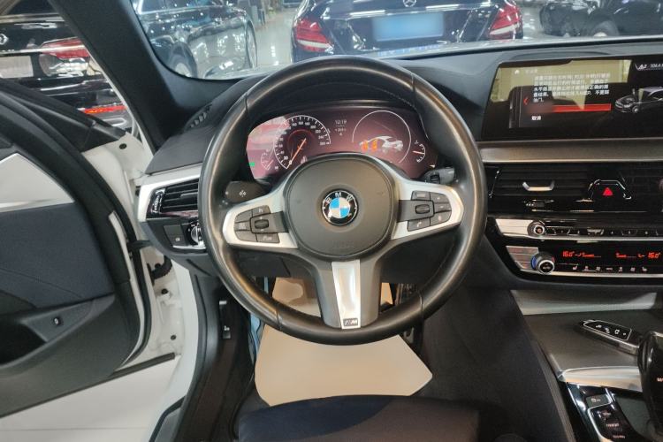 Used BMW 5 Series 2019 Restyled 525i M Sport Package
