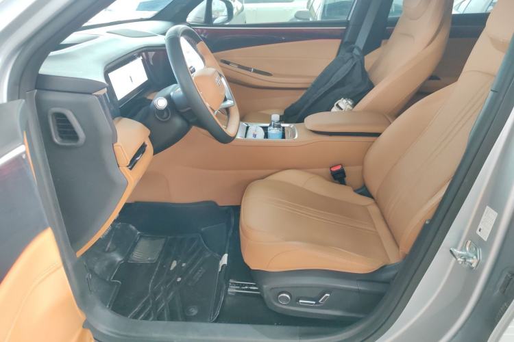 Used  L7 2025 EM-i 115km Exploration+ Edition