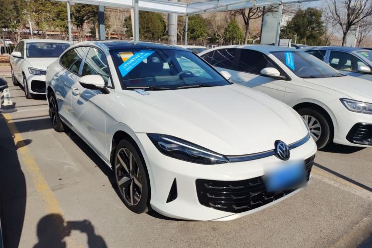 Used Volkswagen Lamando 
