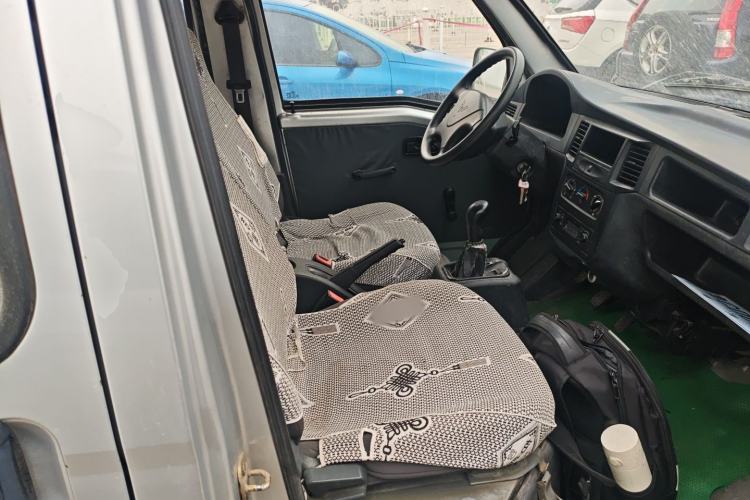 Used Wuling Zhiguang 2015 1.2L Practical LS-I Model