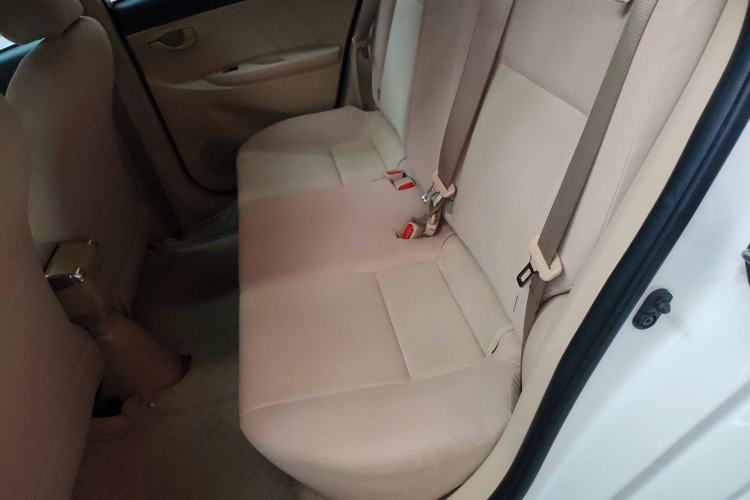 Used Toyota YARiS L 2014 1.3E Automatic Charm Edition
