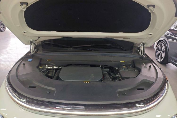 Used Li Auto L7 2023 Pro Model
