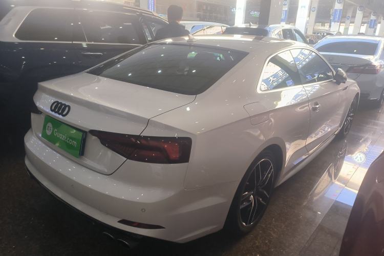 Used Audi A5 2017 Coupe 40 TFSI Fashion Model
