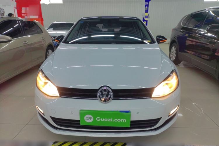 Used Volkswagen Golf 2017 230TSI Automatic Luxury Million-Vehicle Commemorative Edition
