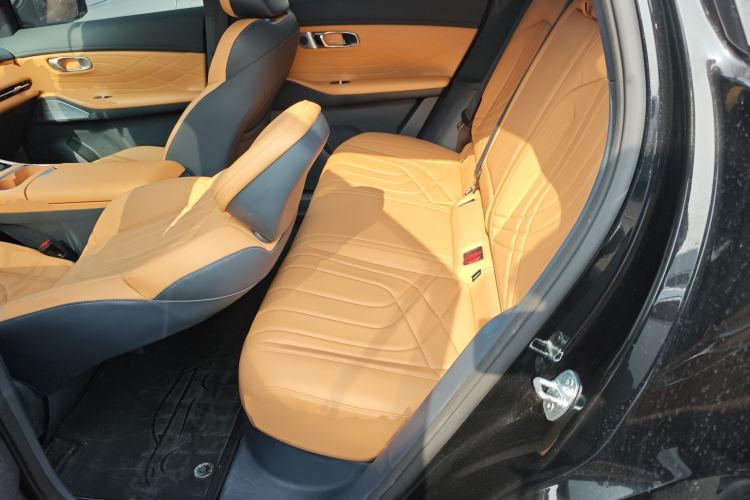 Used  Galaxy Xingjian 7 EM-i 2025 120km Launch+ Version