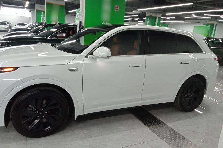 Used Li Auto L7 2023 Air model
