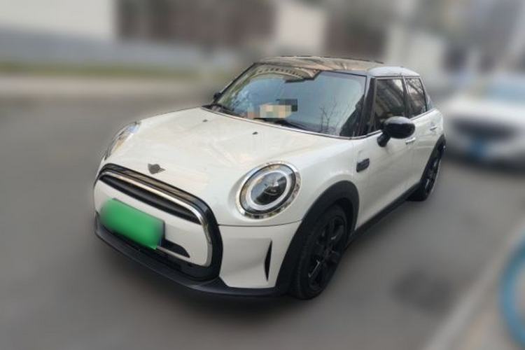 Used MINI MINI 2023 Updated 1.5T COOPER Artist Five-Door Edition