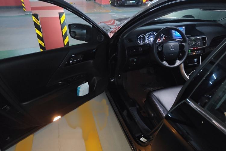 Used Honda Accord 2016 2.0L Comfort Edition
