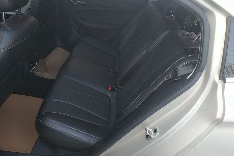 Used Roewe i5 2020 1.5L Manual 4G Connect Leehao Flagship Edition
