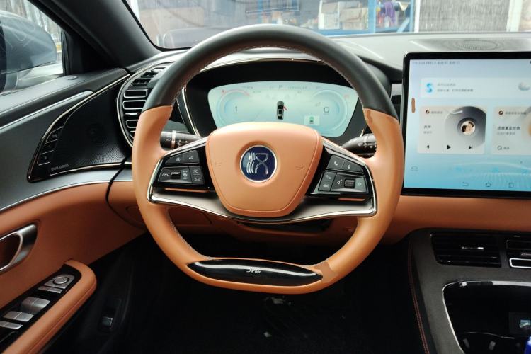 Used BYD Han 2022 DM-i 121KM Prestige Model