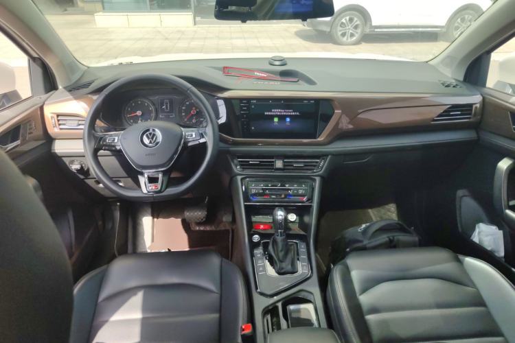 Used Volkswagen Tharu 2021 280TSI Two-Wheel-Drive Luxury Plus Edition
