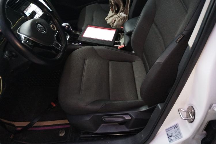 Used Volkswagen Golf 2017 230TSI Automatic Comfort Edition – Celebrating Milestone of One Million Units
