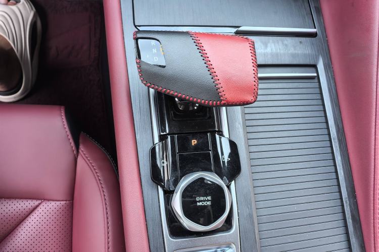 TDK.VehicleDetails.img